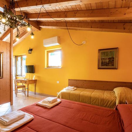 Agriturismo Il Porcellino Quinto di Valpantena ภายนอก รูปภาพ