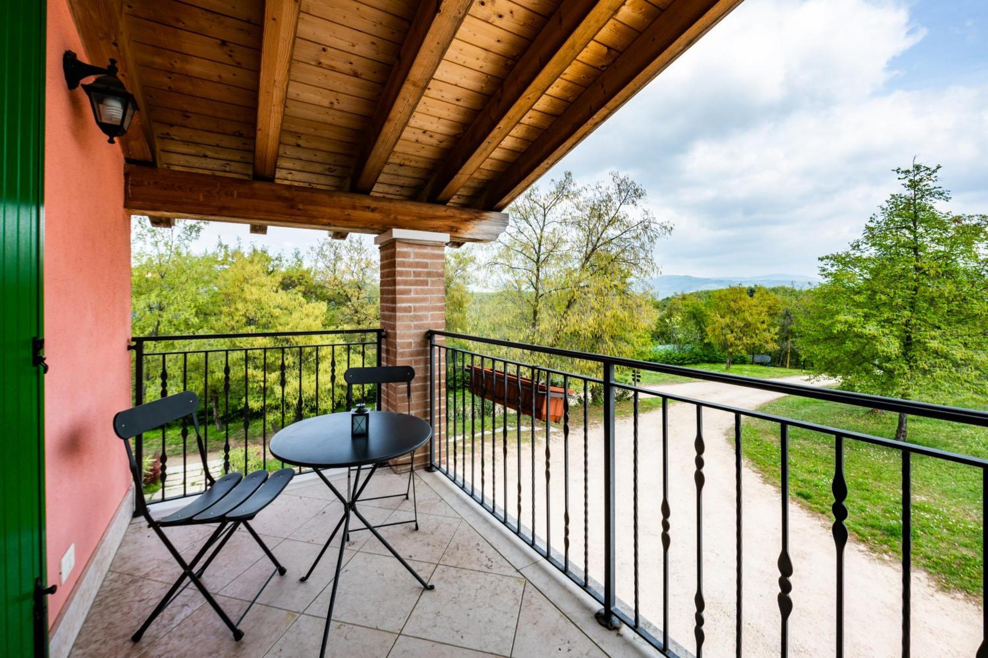 Agriturismo Il Porcellino Quinto di Valpantena ภายนอก รูปภาพ